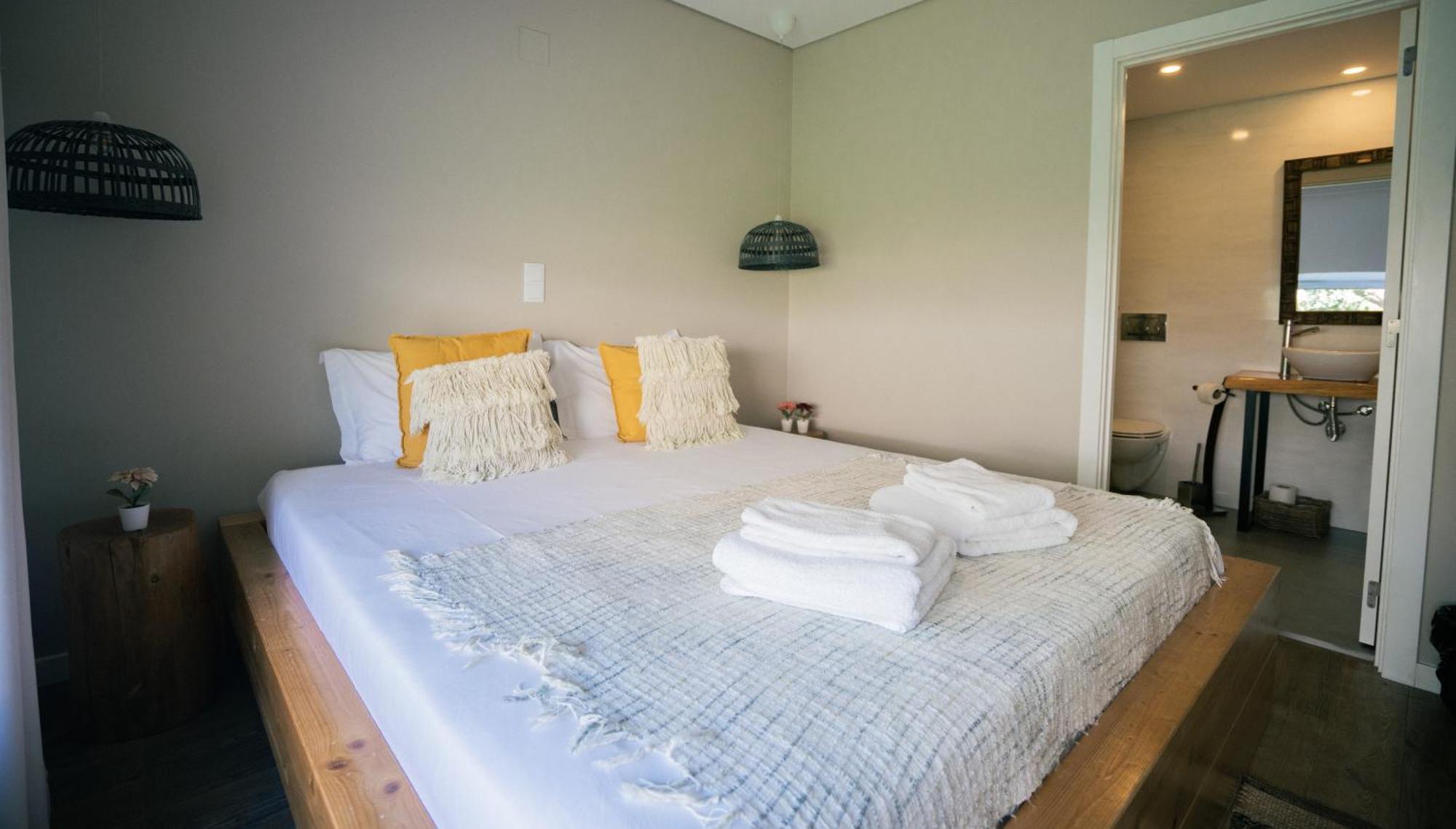 Quarto Duplo com Vista Jardim